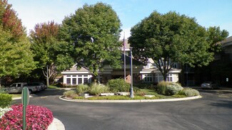 605 Barrington Ave Unit 114, East Dundee, IL 60118