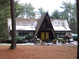 17 Winfield St, East Freetown, MA 02717