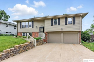 14936 L St, Omaha, NE 68137