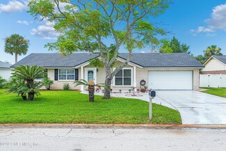4121 Seabreeze Dr, Jacksonville Beach, FL 32250