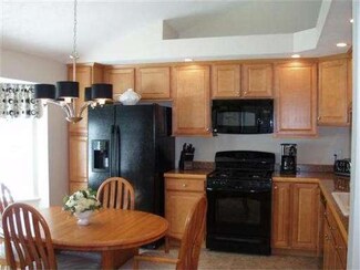 5 Bethany Ln Unit D, East Hampstead, NH 03826