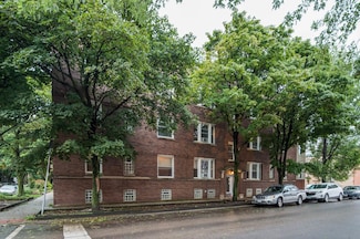 3221 N Leavitt St Unit 3, Chicago, IL 60618