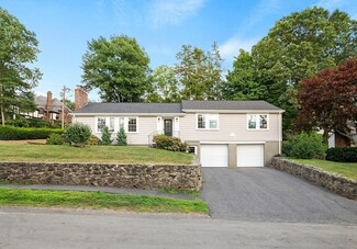 73 Concord St, Needham Heights, MA 02494