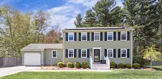 19 Colt Rd, Franklin, MA 02038