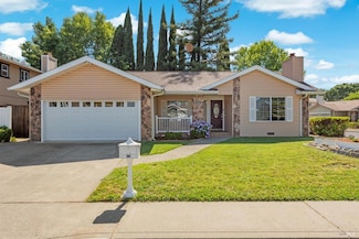 579 Gregory Dr, Vacaville, CA 95687