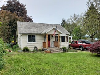 460 SW Hill Dr, Willamina, OR 97396