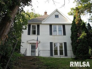 1616 9th Ave, Moline, IL 61265