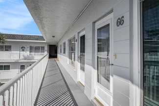 2002 Australia Way E Unit 66, Clearwater, FL 33763