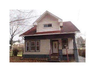 2028 Mercer Rd, New Brighton, PA 15066