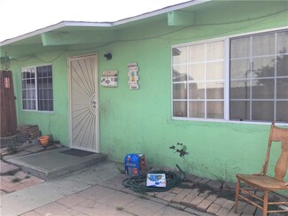 1052 N Wilmington Blvd, Wilmington, CA 90744