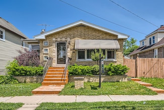 13009 Division St, Blue Island, IL 60406