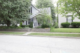 633 N East St, Greenfield, IN 46140
