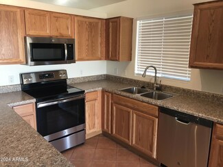 2918 W Chanute Pass, Phoenix, AZ 85041