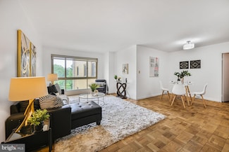 4600 Connecticut Ave NW Unit 618, Washington, DC 20008