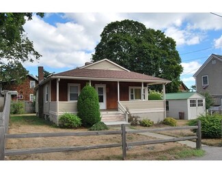 38 Bay St, Quincy, MA 02171