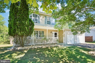 126 Honeysuckle Dr, Ewing, NJ 08638