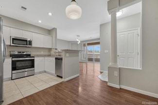 9568 W San Juan Cir Unit 203, Littleton, CO 80128