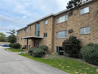 5200 Royalton Rd Unit A5, North Royalton, OH 44133