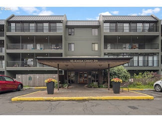 45 Eagle Crest Dr Unit 219, Lake Oswego, OR 97035