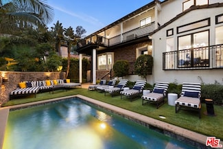 1472 N Kings Rd, West Hollywood, CA 90069