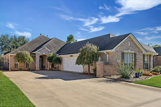 924 Eagle Lake Rd, Sealy, TX 77474