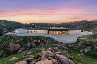 109 Buckskin Rd, Bell Canyon, CA 91307