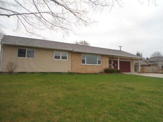 404 8th St, Kenyon, MN 55946