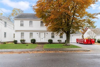156 Ocean Ave, Cranston, RI 02905