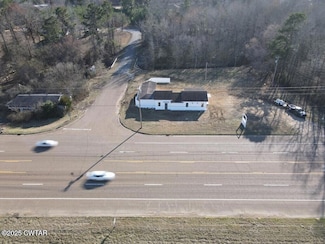600 US Highway 64, Adamsville, TN 38310
