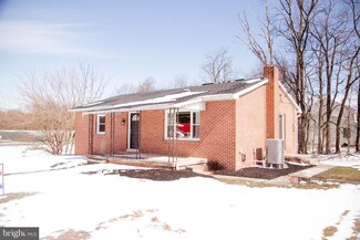 1209 Edgemont Rd, Harrisburg, PA 17109