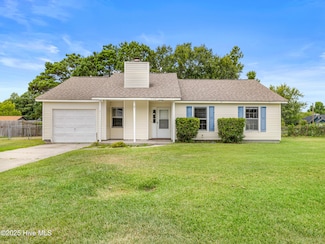 600 Foxfire Cir, Jacksonville, NC 28546