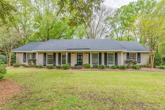 2521 Hermitage Dr, Montgomery, AL 36111