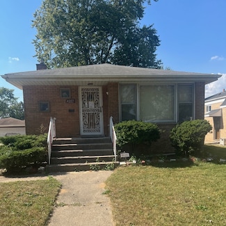 14222 S Woodlawn Ave, Robbins, IL 60472