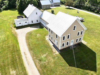 4706 Us Route 5 S, Barnet, VT 05821