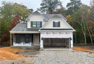 2022 Swiss Ln, Gloucester, VA 23061
