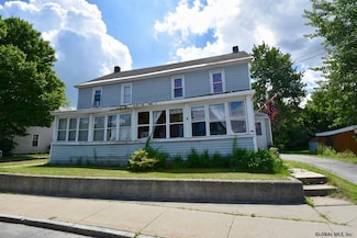 16 River St, Corinth, NY 12822