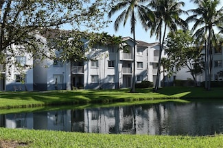 2600 S University Dr Unit 111, Davie, FL 33328