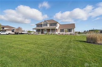 4661 Rosswood Ln, Springfield, OH 45502