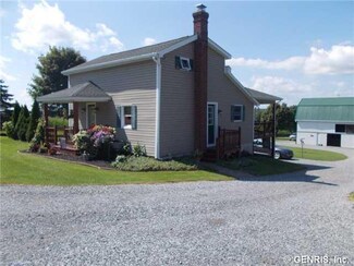 1582 York St, Lima, NY 14485