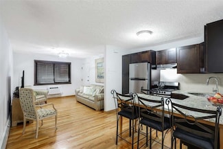 74 69th St Unit 9B, Guttenberg, NJ 07093