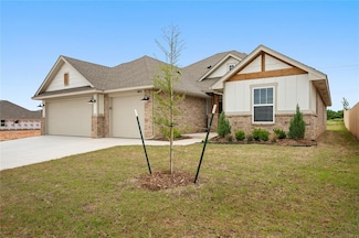 4813 Misty Wood Ln, Mustang, OK 73064