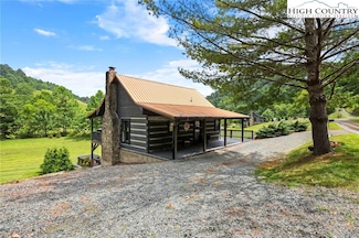 3302 Old Us Highway 421, Vilas, NC 28692