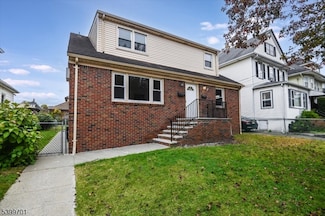 13 Knapp Ave, Clifton, NJ 07011