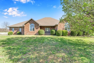 24370 Lawrence 2210, Aurora, MO 65605