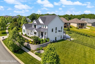 17716 Shakes Creek Dr, Fisherville, KY 40023