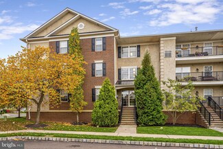 3910 Ashland Dr Unit 216, Harleysville, PA 19438