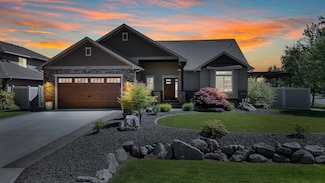 202 E Alexa Ct, Spokane, WA 99208