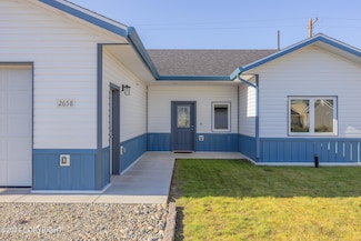 2658 Desert Eagle Loop, North Pole, AK 99705