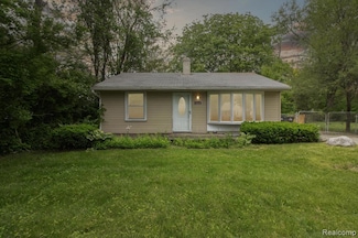 14134 Syracuse St, Taylor, MI 48180