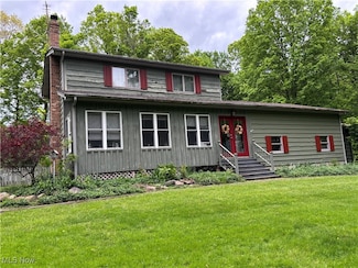 38474 Longs Crossing Rd, Leetonia, OH 44431